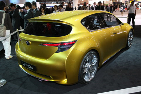 Lexus LF-Ch Impresses in Tokyo - malaysia automotive, car accessories, car brand and car models, malaysia car racing, malaysia f1, malaysia car classified